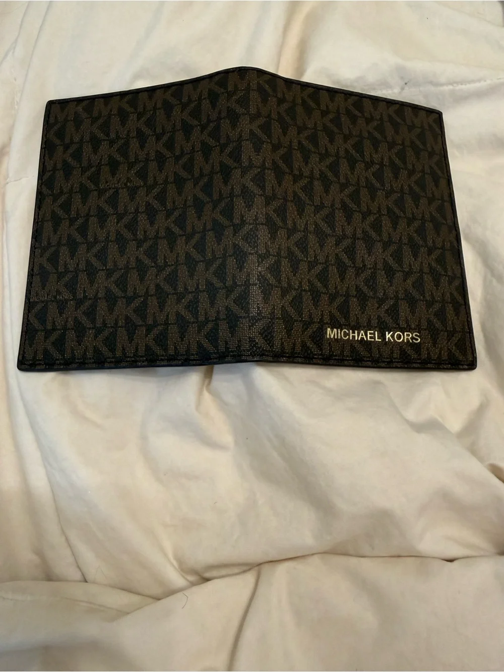 NEW Michael Kors Black & Brown MK Monogram Card & Passport Cover